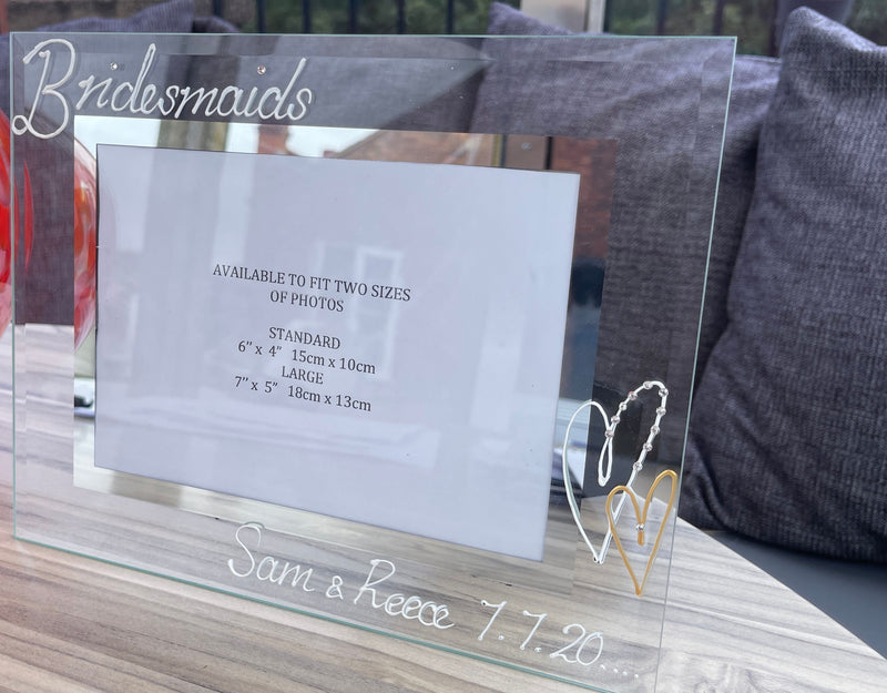 Personalised Hand painted Bridesmaids landscape frame comes in 2 sizes 6"x4" or 7"x5"