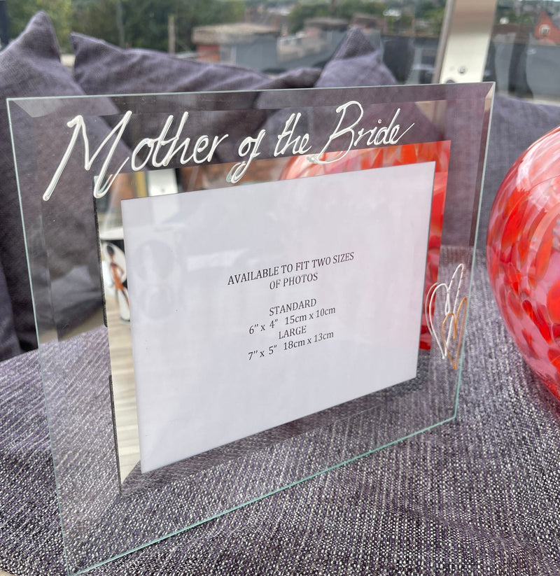 Mother of the Bride Land Photo Frame (Hearts)