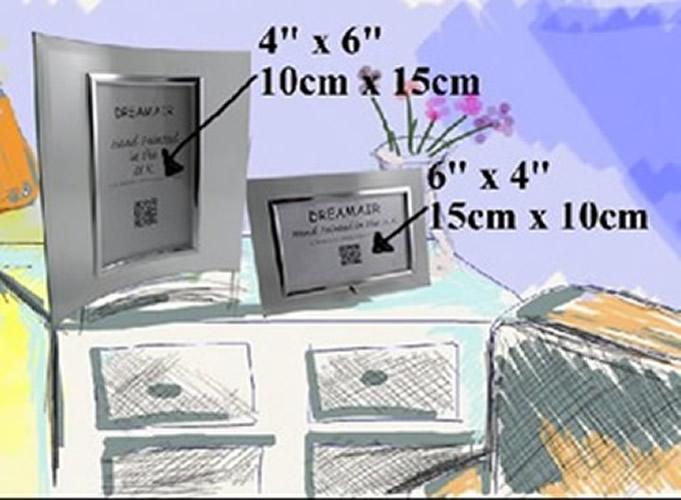 Lifestyle photo curved frames