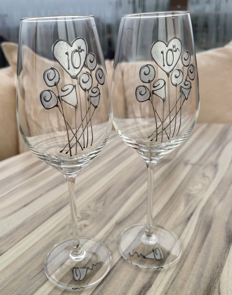 10th Anniversary Wine Glasses Flower