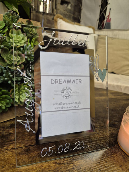 Birthstone August Peridot Personalised/Non Personalised Portrait Photo Frame 2 sizes