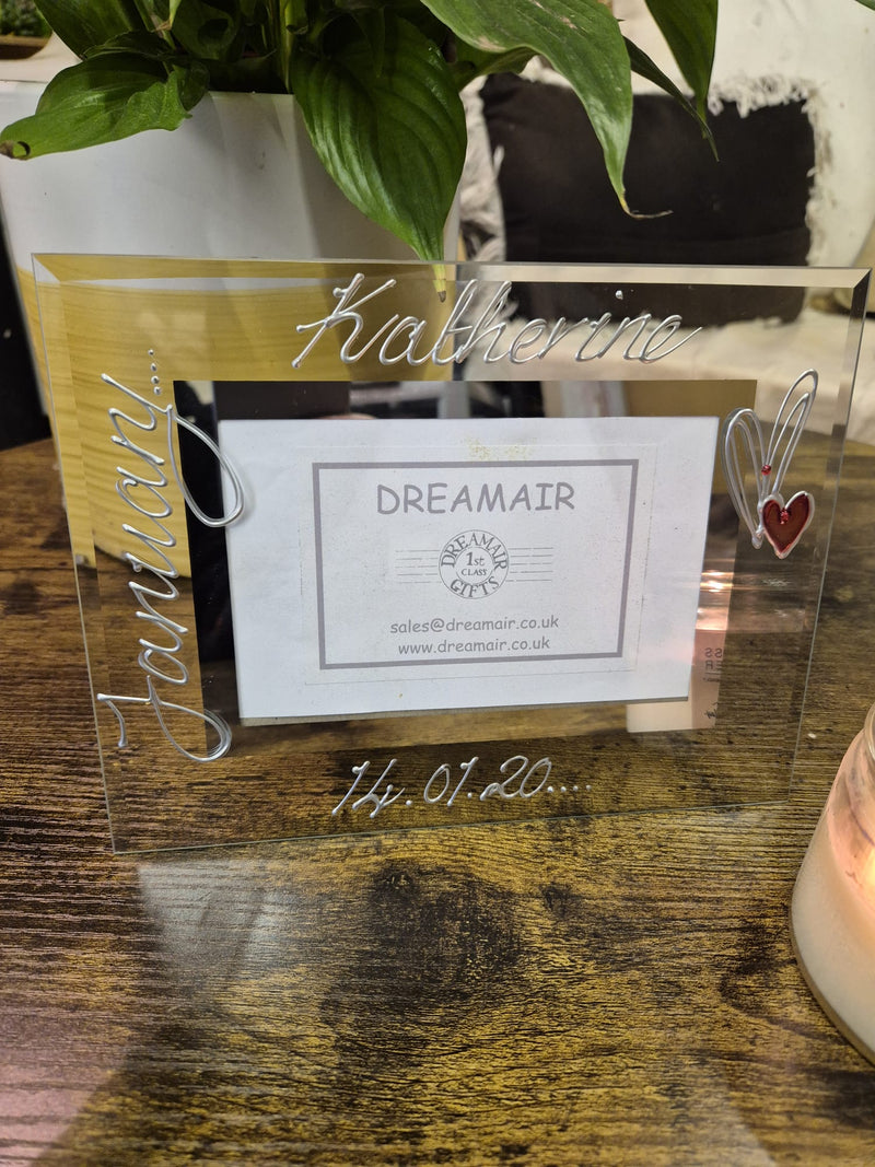 Personalised Birthstone Garnet January Landscape 2 sizes 6"x4" or 7"x5"