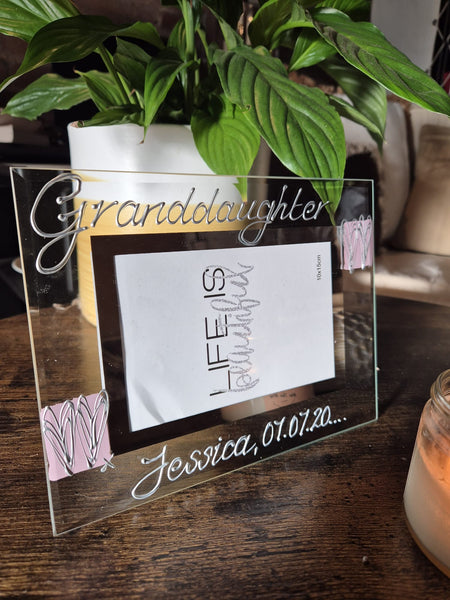 Granddaughter Design Gift Photo Frame: Landscape (Pink Heart)