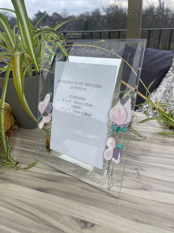 Grandmother variation Photo Frame: Portrait (Sweet Pea)