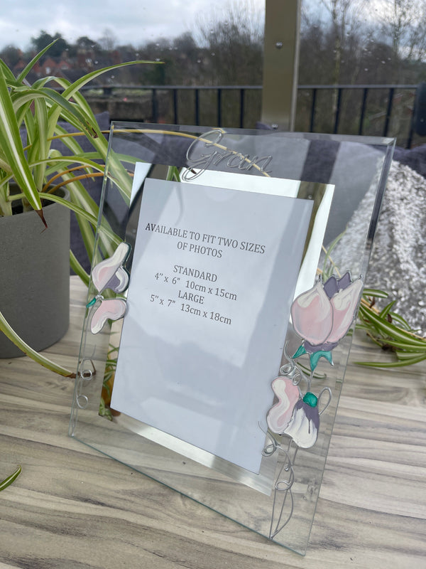 Grandmother variation Photo Frame: Portrait (Sweet Pea)