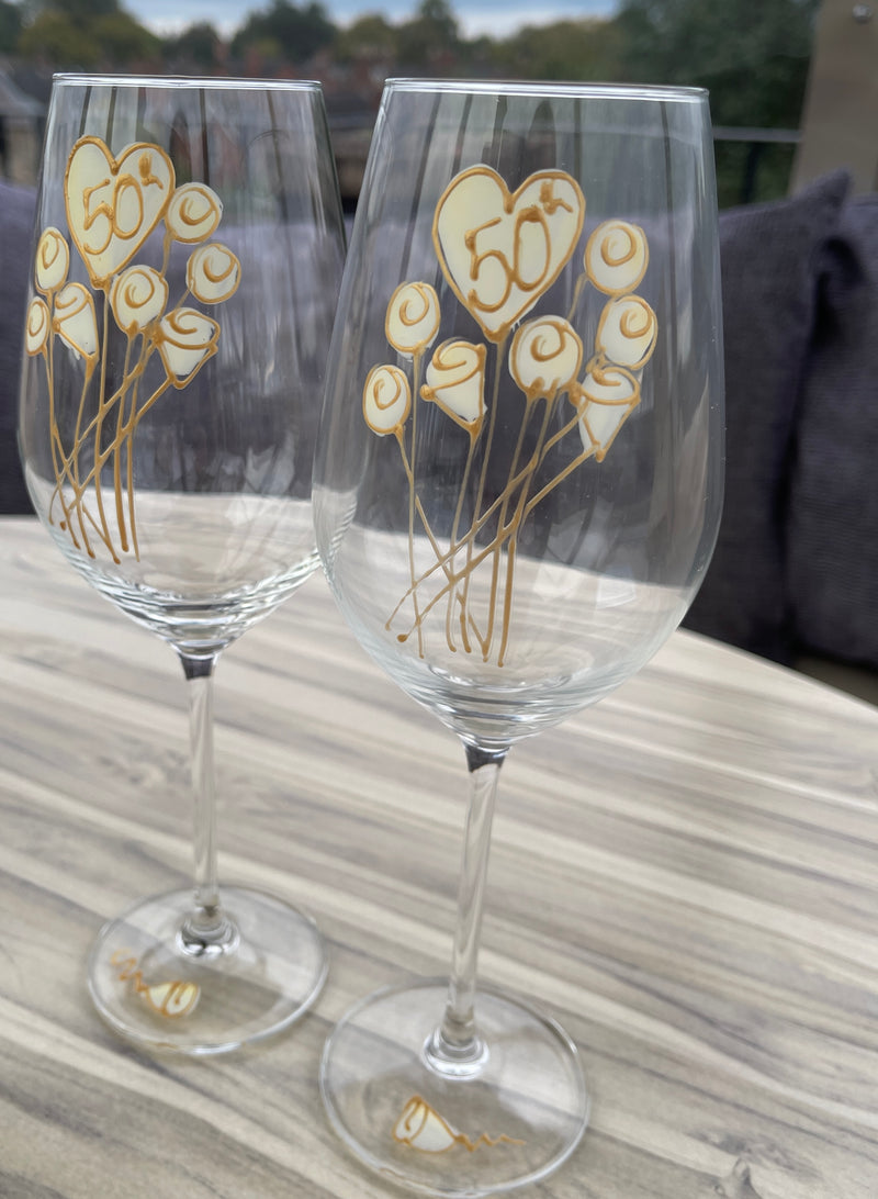 50th Anniversary Wine Glasses Flower