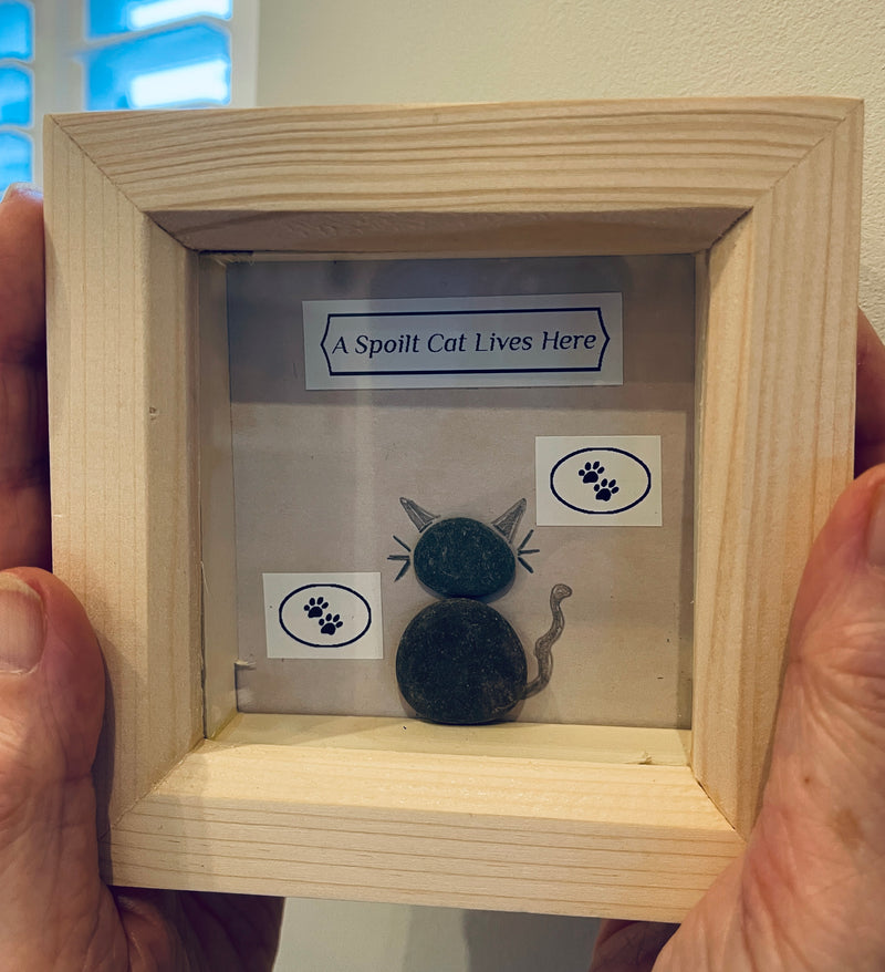 Cat Pebble Art