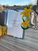 Lily Gift Photo Frame Portrait: