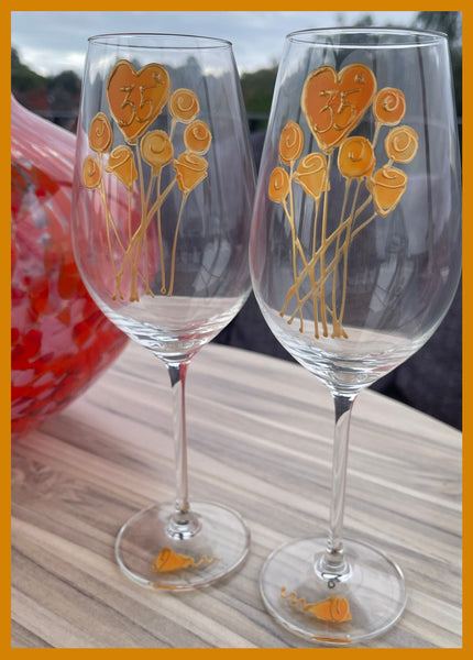 35th Wedding Anniversary Wine Glasses: (Flower)