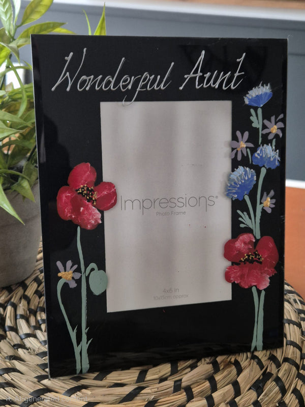 Wonderful Aunt Photo Frame: Portrait (Wildflower)