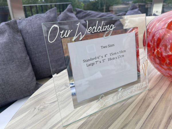 Our Wedding Gift Photo Frame: Landscape (Hearts)