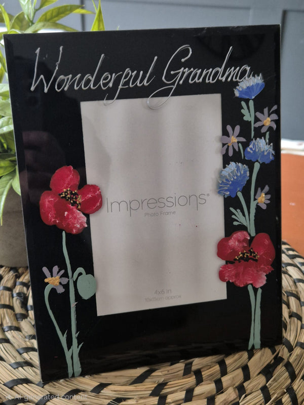 Wonderful Grandma Photo Frame: Portrait (Wildflower)
