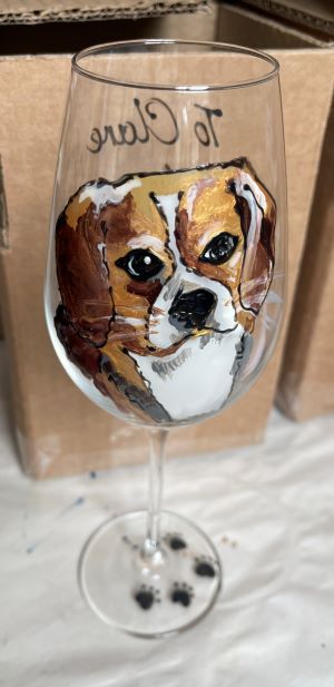 Beagle Wine Glass