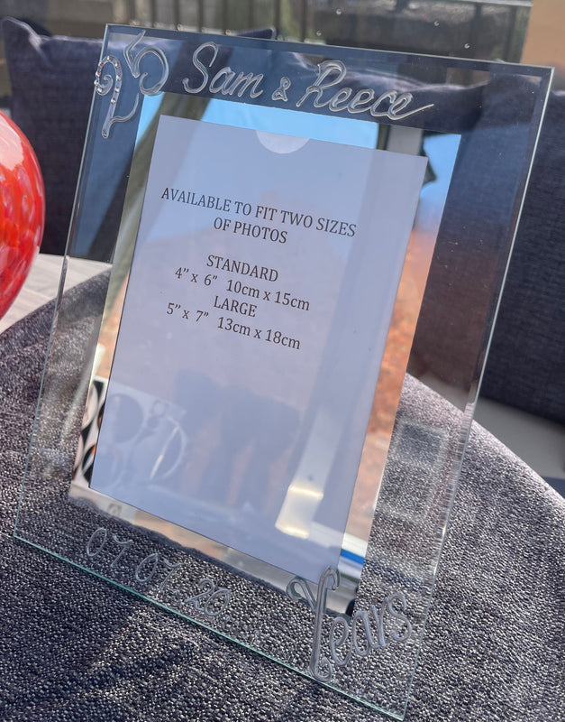 25 Years Wedding Anniversary Gift : Photo Frame Port (Crystalled)