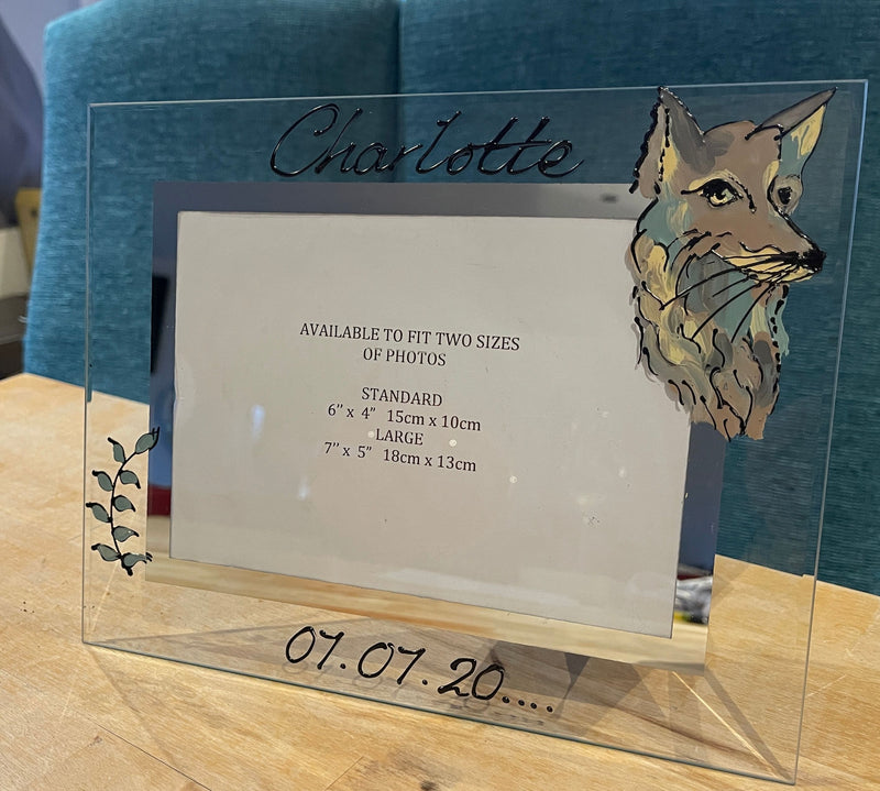Personalised Hand painted fox landscape picture frame comes in 2 sizes 6"x4" or 7"x5"