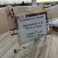 10th Wedding Anniversary Gift Photo: Frame Landscape (Blk/Sil)