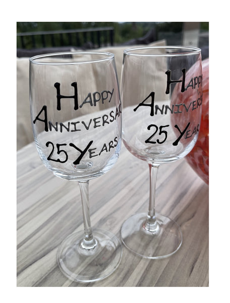 25th Wedding Anniversary Wine Glasses: (Blk/Sil)