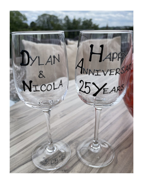 Personalised 25th Wedding Anniversary Wine: Glasses (Blk/Sil)