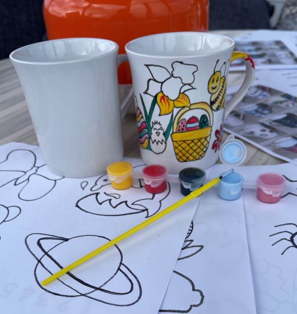 Paint Your Own Gift Mug: with Gift Tag (1 mug metallics)