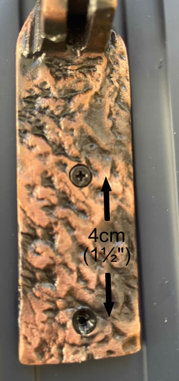 Moon Gazing Hare Door Knocker (Gunmetal Silver)