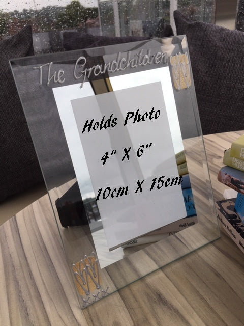 The Grandchildren Gift Photo Frame: Port Coffee/Heart