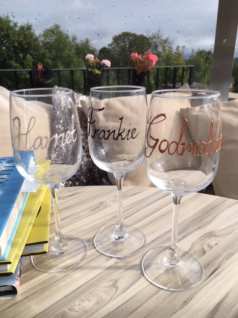 Personalised Wording Gift Wine Glass: with Crystals (Gold)