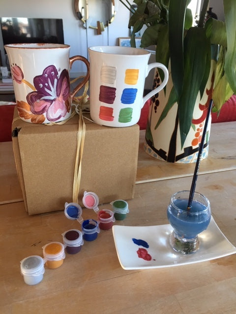 Paint Your Own Gift Mugs: with Gift Tag (2 mugs metallics)