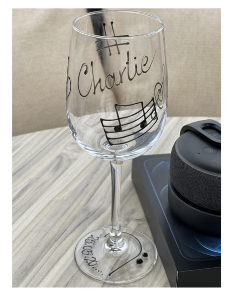 Music Design Gift Wine Glass: