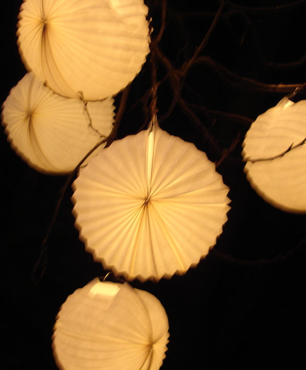Garden Lanterns Hanging (White)