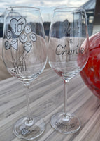 Personalised 10th Wedding Anniversary Wine: Glasses (Flower)
