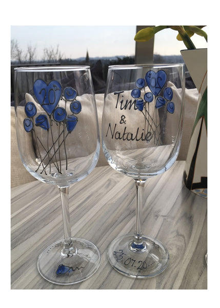 Personalised 20th Wedding Anniversary Wine: Glasses (Flower)