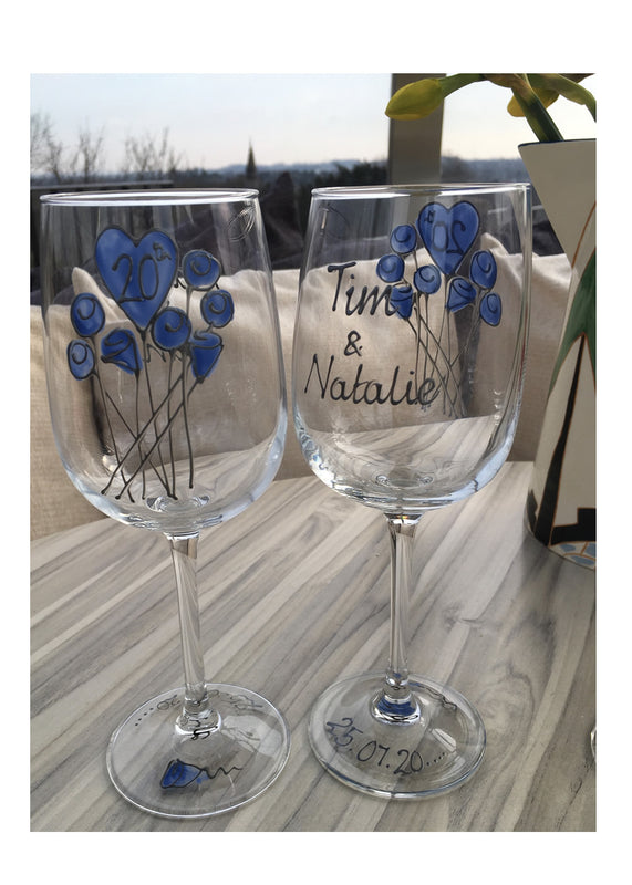 Personalised 20th Wedding Anniversary Wine: Glasses (Flower)
