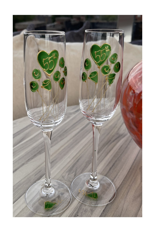 55th Wedding Anniversary Champagne Glasses: (Flower)
