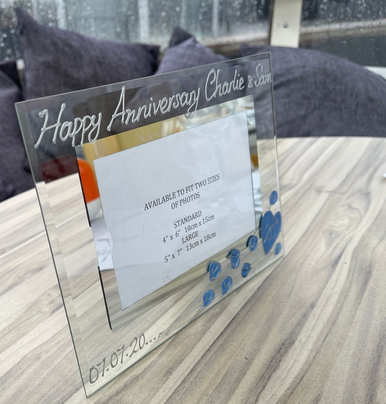 Personalised 20th Wedding Anniversary Frame: Landscape (Flower)