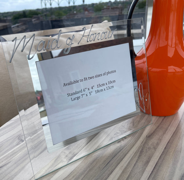 Maid of Honour Photo: Frame Landscape (Hearts)