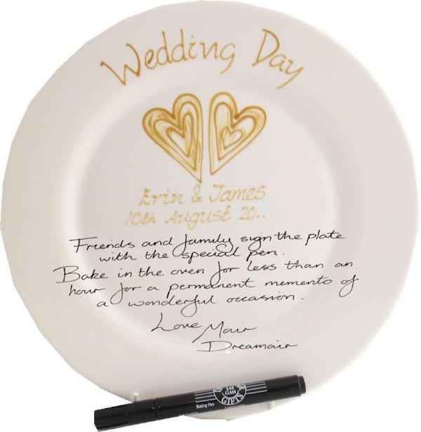Personalised Wedding Day Plate Round (Gold Hearts)